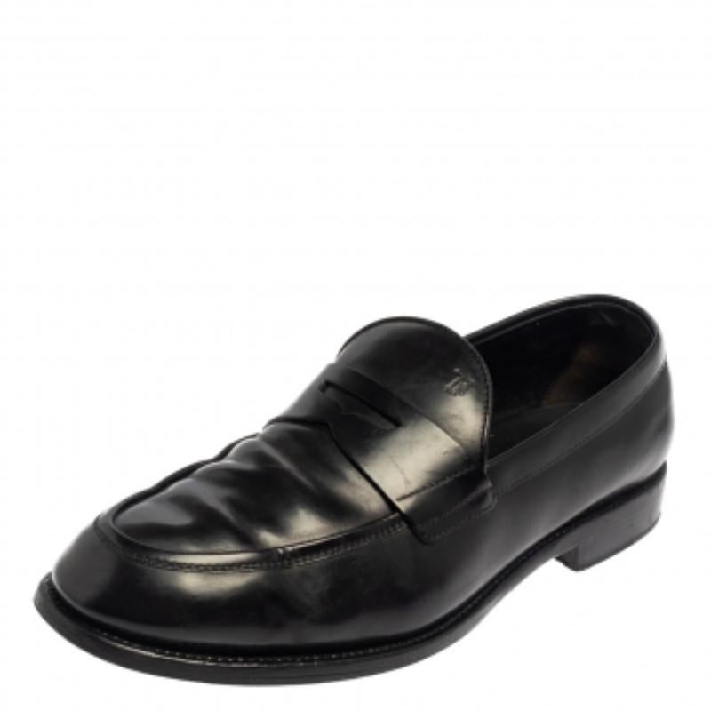 Men's Tod's Black Leather Penny Slip On Loafers Size 43 For Sale