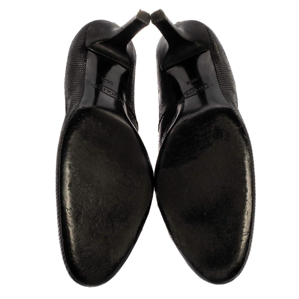 Tod's Black Leather Pumps Size 38.5 2