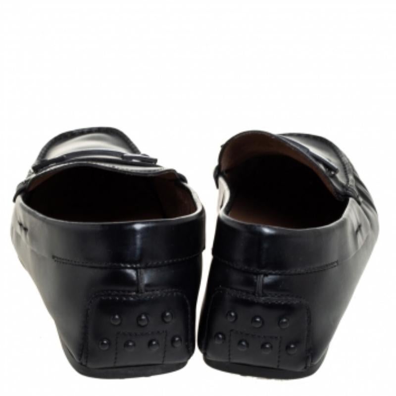Tod's Black Leather Slip on Loafer Size 43 For Sale 3