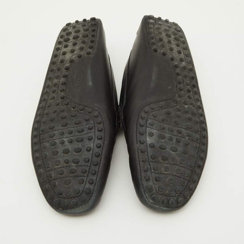 Tod's Black Leather Slip On Loafers Size 41 For Sale 2