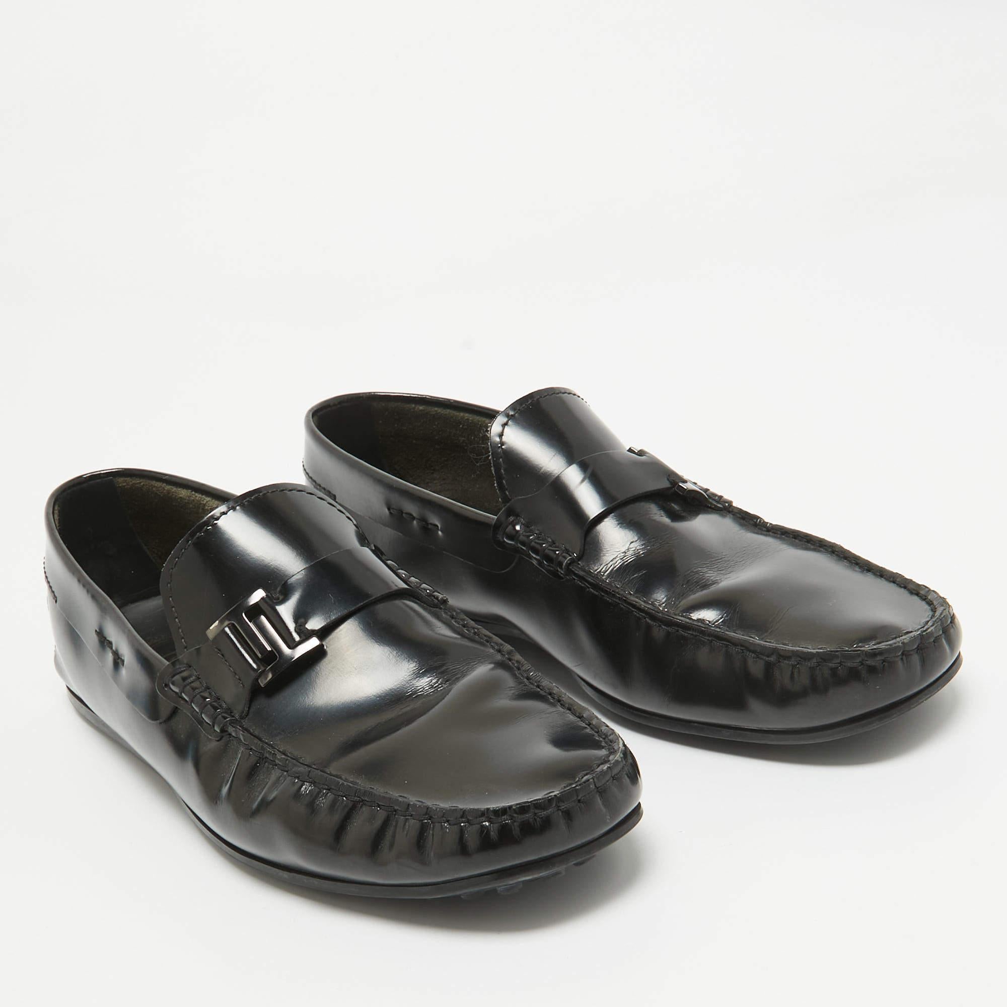 Men's Tod's Black Leather Slip On Loafers Size 43