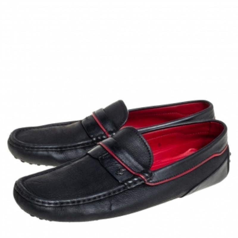 Tod's Black Leather Slip On Loafers Size 43 For Sale 1