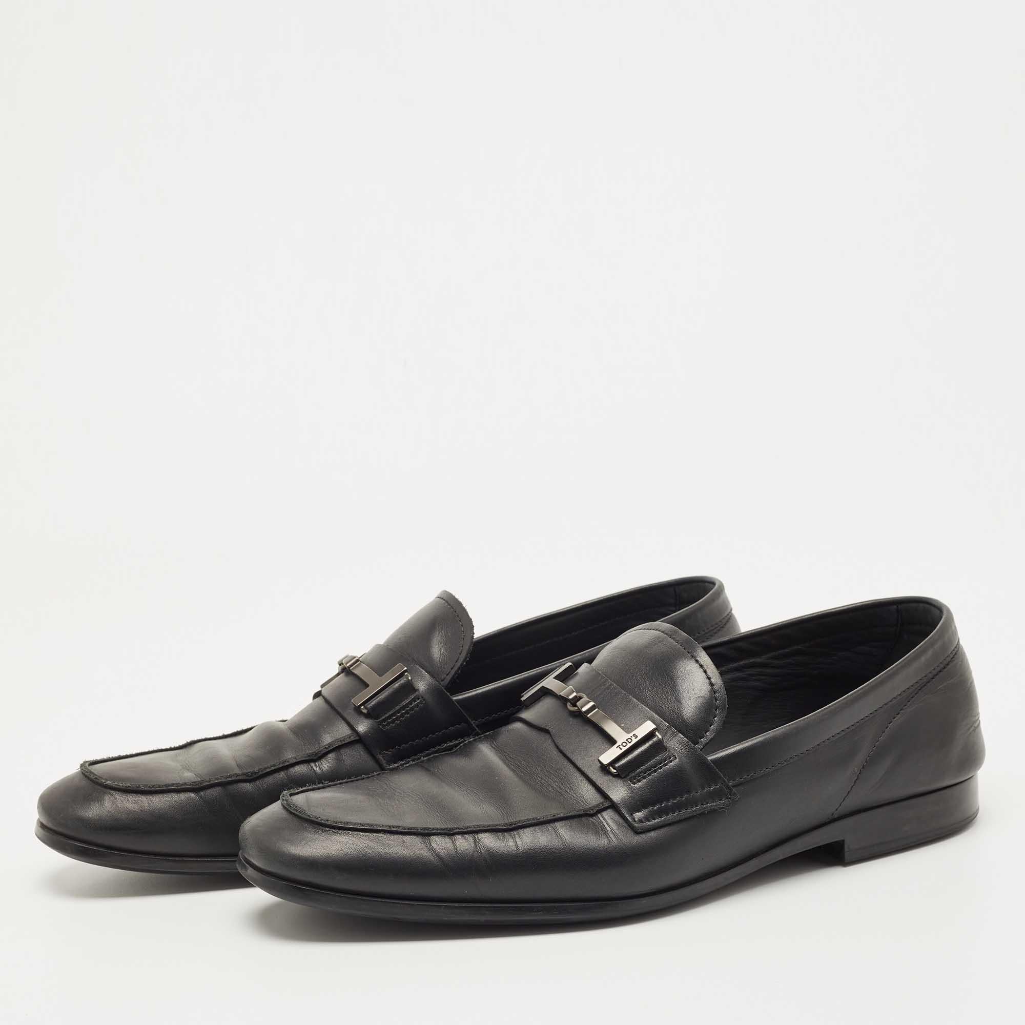 Practical fashionable and durableâ€”these designer loafers are carefully built to be fine companions to your everyday style. They come made using the best materials to be a prized buy.