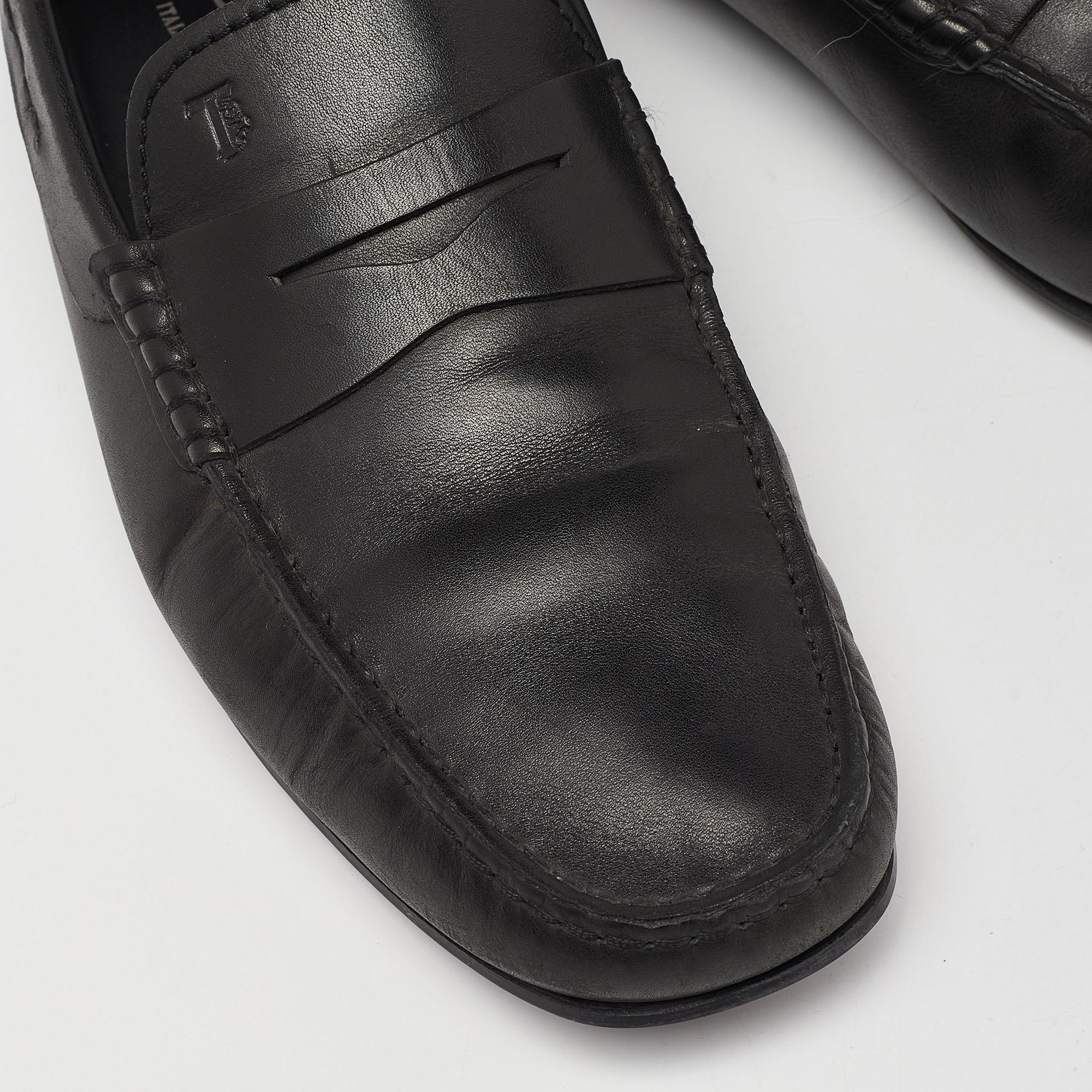 Tod's Black Leather Slip On Penny Loafers Size 41.5 For Sale 4