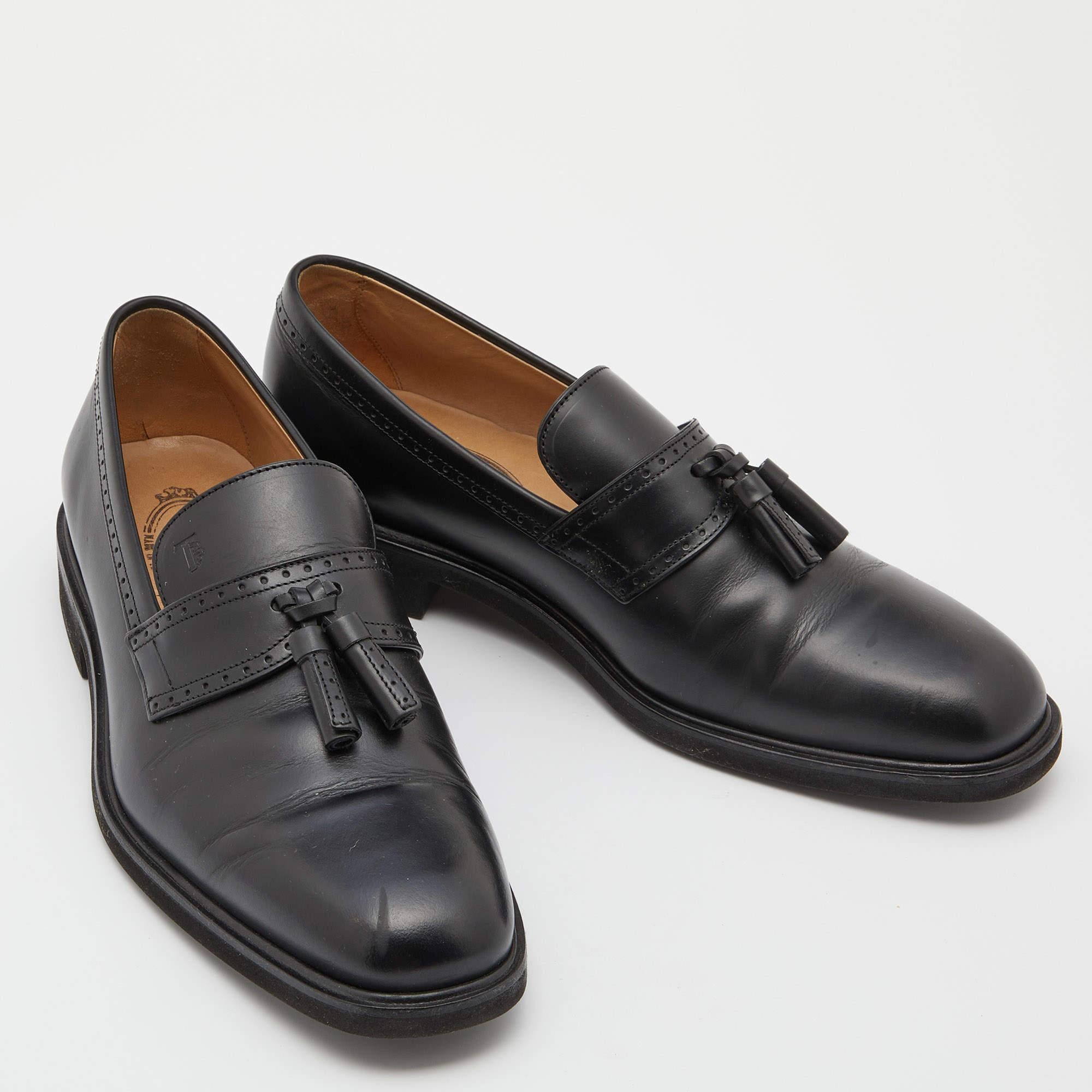 Tod's Black Leather Tassel Loafers Size 39.5 For Sale 1