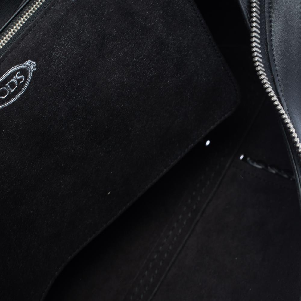 Tod's Black Leather Wave Top Handle Bag 2