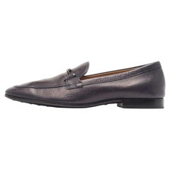 Mocassini Tod's in pelle nera blu navy con doppia fibbia a T Taglia 42