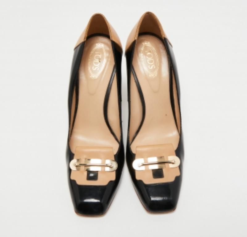 Décolleté con tacco quadrato in vernice e pelle nera di Tod's taglia 40 in vendita 3