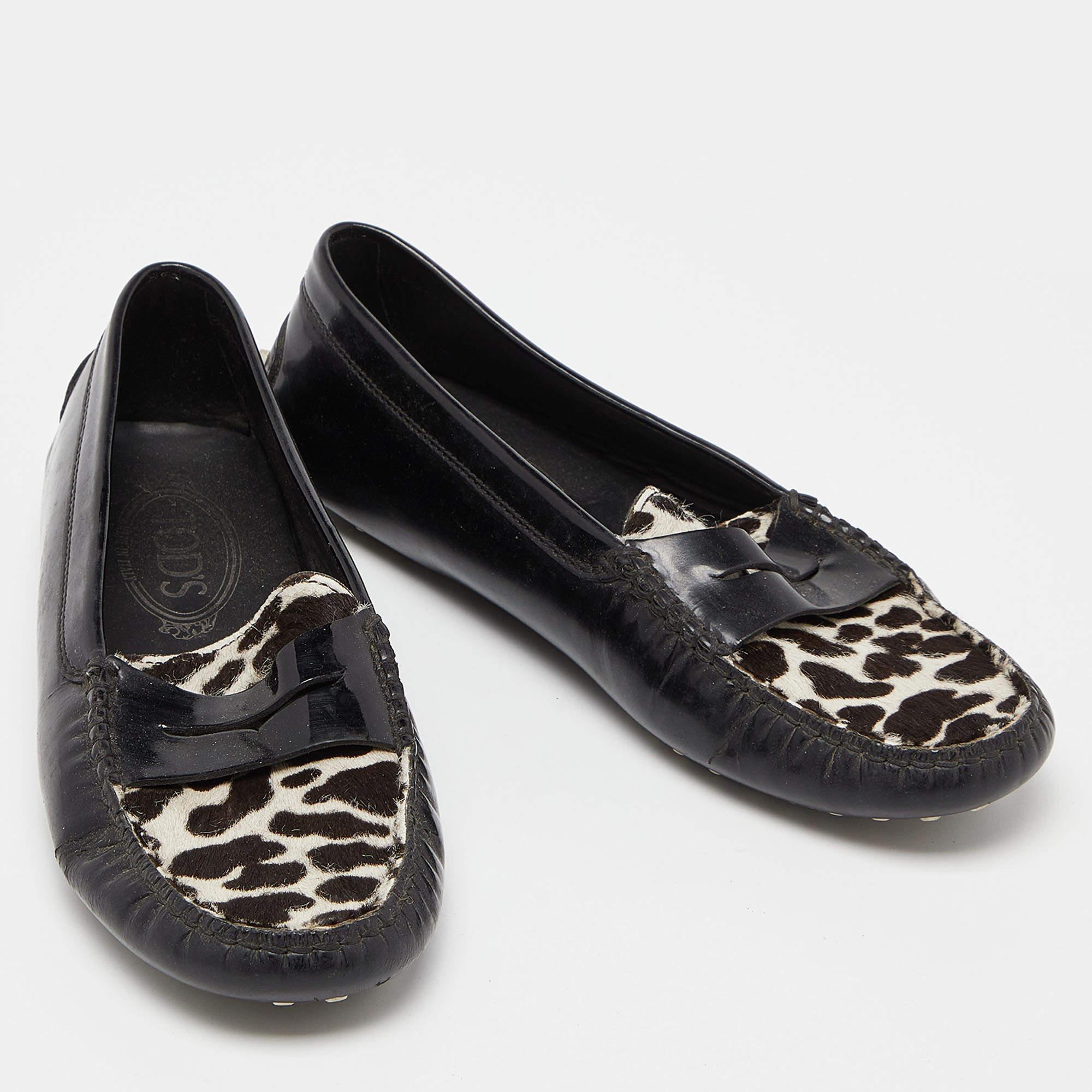 Women's Tod's Black Patent Leather And Calf Hair Gommino Penny Loafers Size 36 For Sale