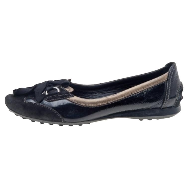 Tod's Mocassins à lacets en cuir verni et daim noir Taille 36