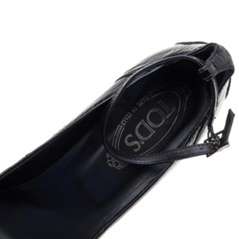 Tod's Black Patent Leather Ankle Strap Pumps Size 39 For Sale 2