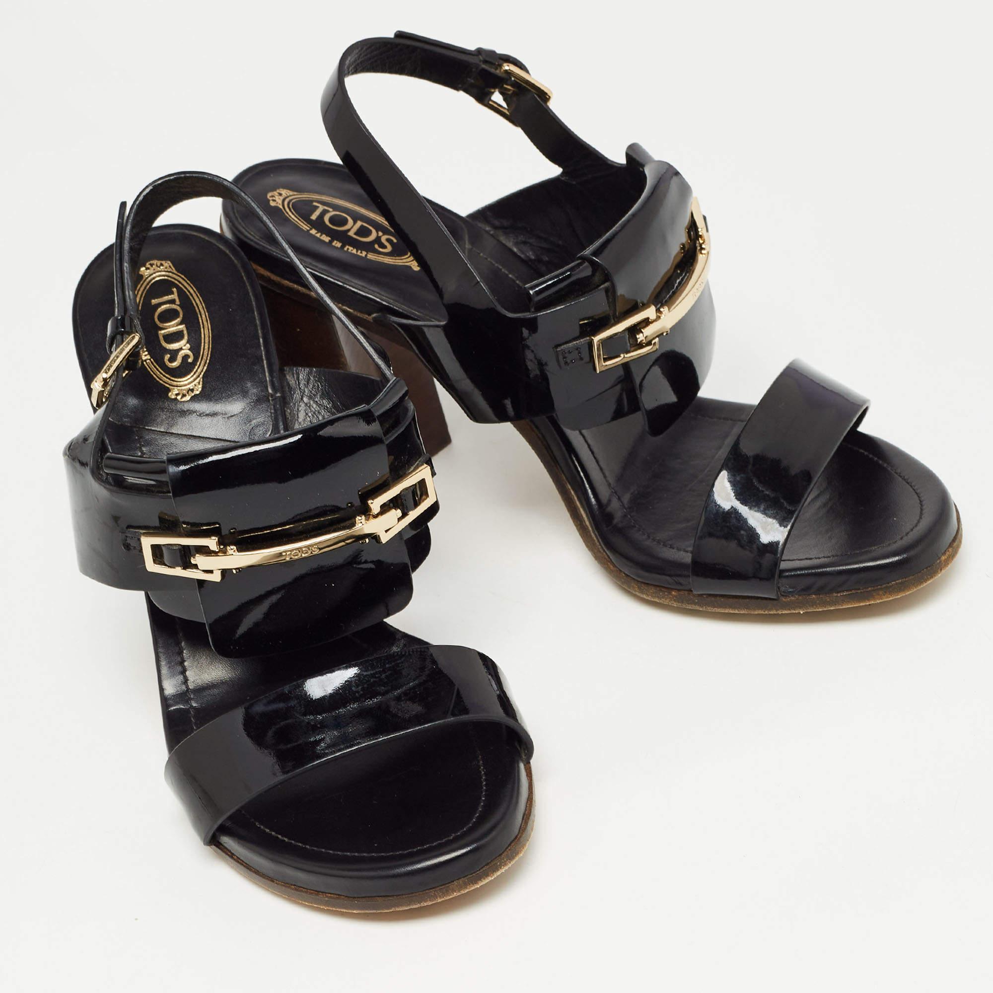 Women's Tod's Black Patent Leather Buckle Slingback Sandals Size 37 For Sale