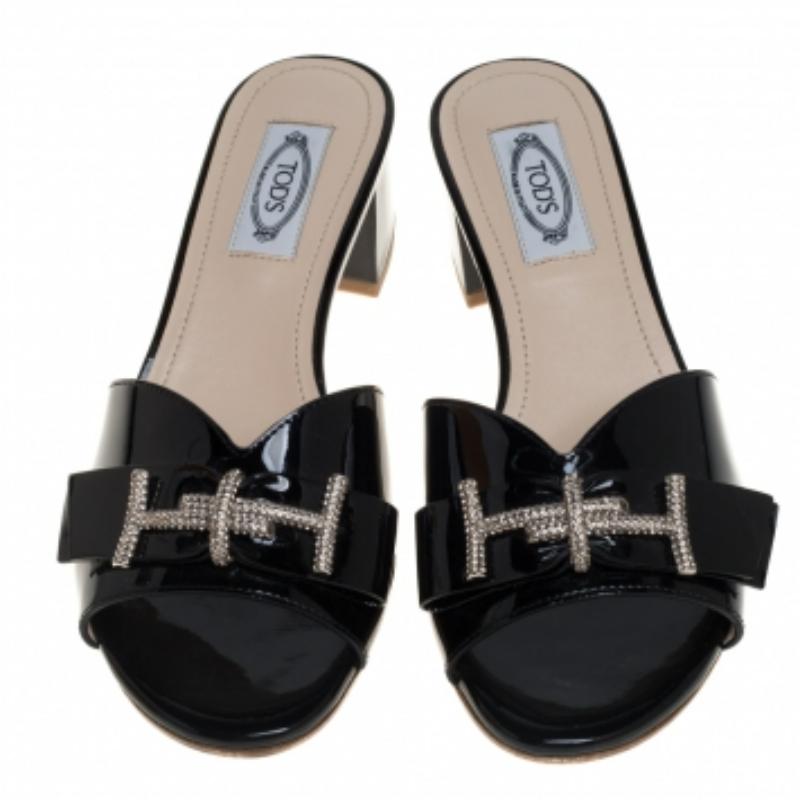 Tod's Black Patent Leather Double T Embellished Slide Sandals Size 36.5 For Sale 6