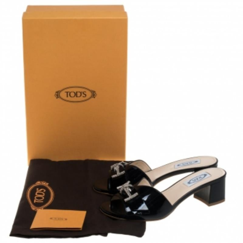 Women's Tod's Black Patent Leather Double T Embellished Slide Sandals Size 36.5 For Sale