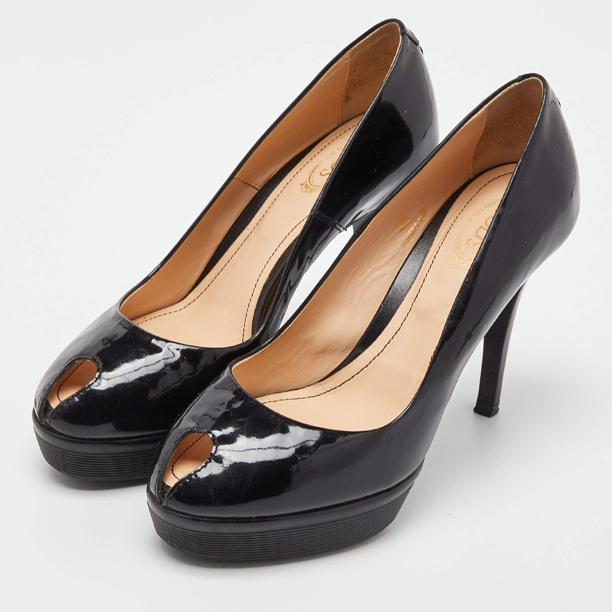 Make a chic style statement with these designer pumps. They showcase sturdy heels and durable soles perfect for your fashionable outings