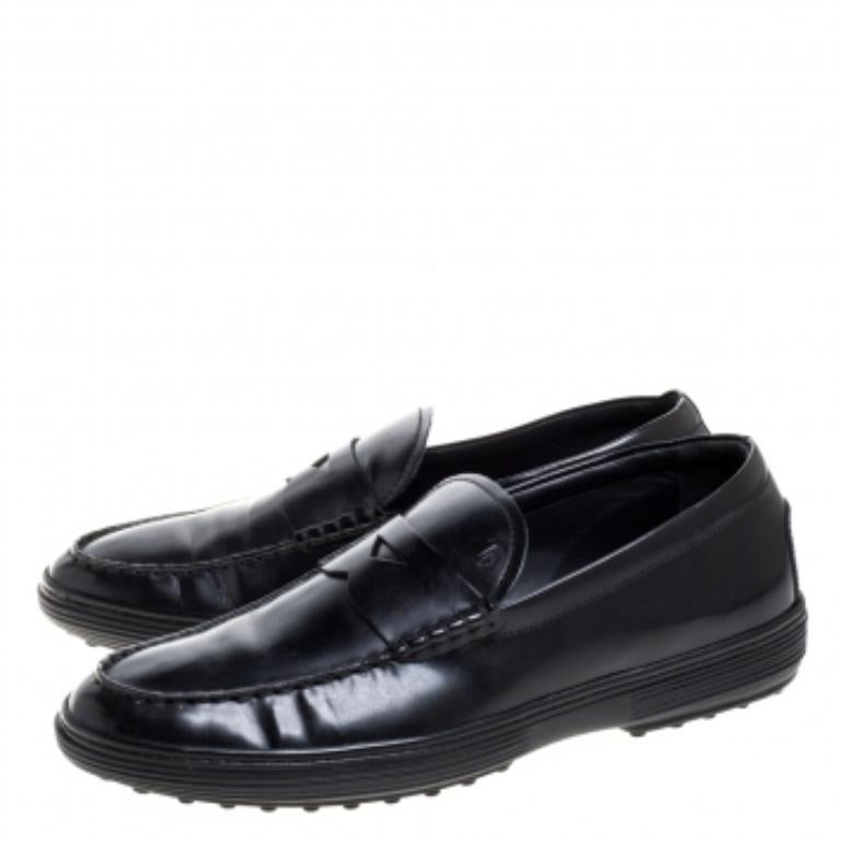 Tod's Black Patent Leather Penny Loafers Size 39.5 For Sale 2