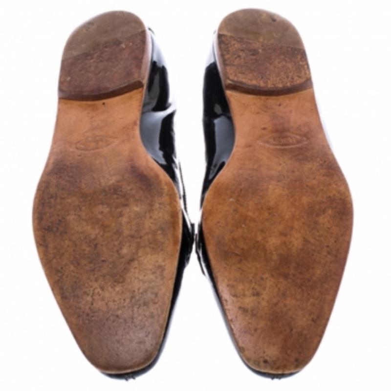 Tod's Penny Loafer en cuir verni noir Taille 40 en vente 1