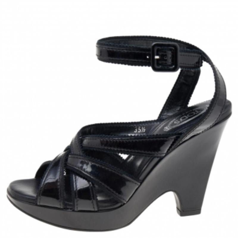 Tod's Black Patent Leather Strappy Sandals Size 35.5 For Sale 1
