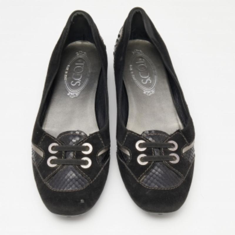 Noir Tod's - Ballerines en python et daim noir - Taille 37 en vente