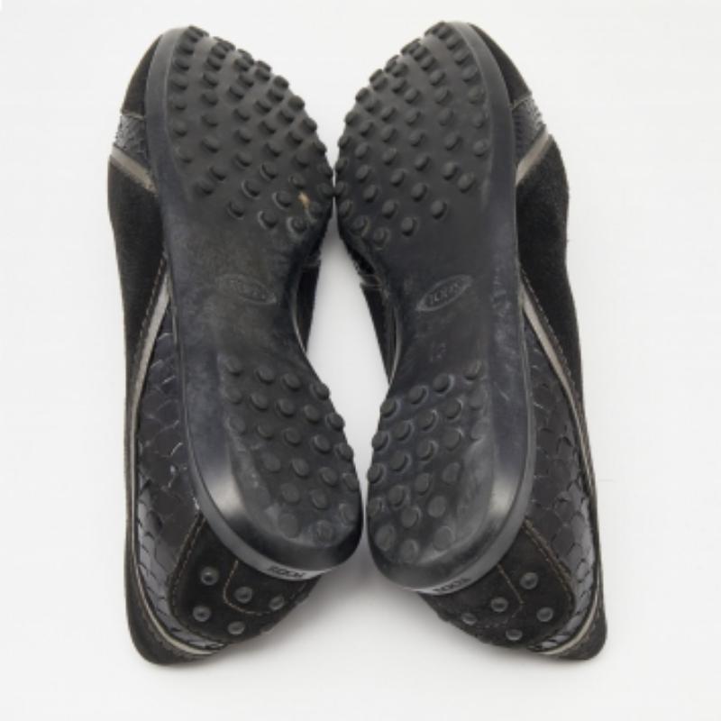 Tod's - Ballerines en python et daim noir - Taille 37 en vente 3