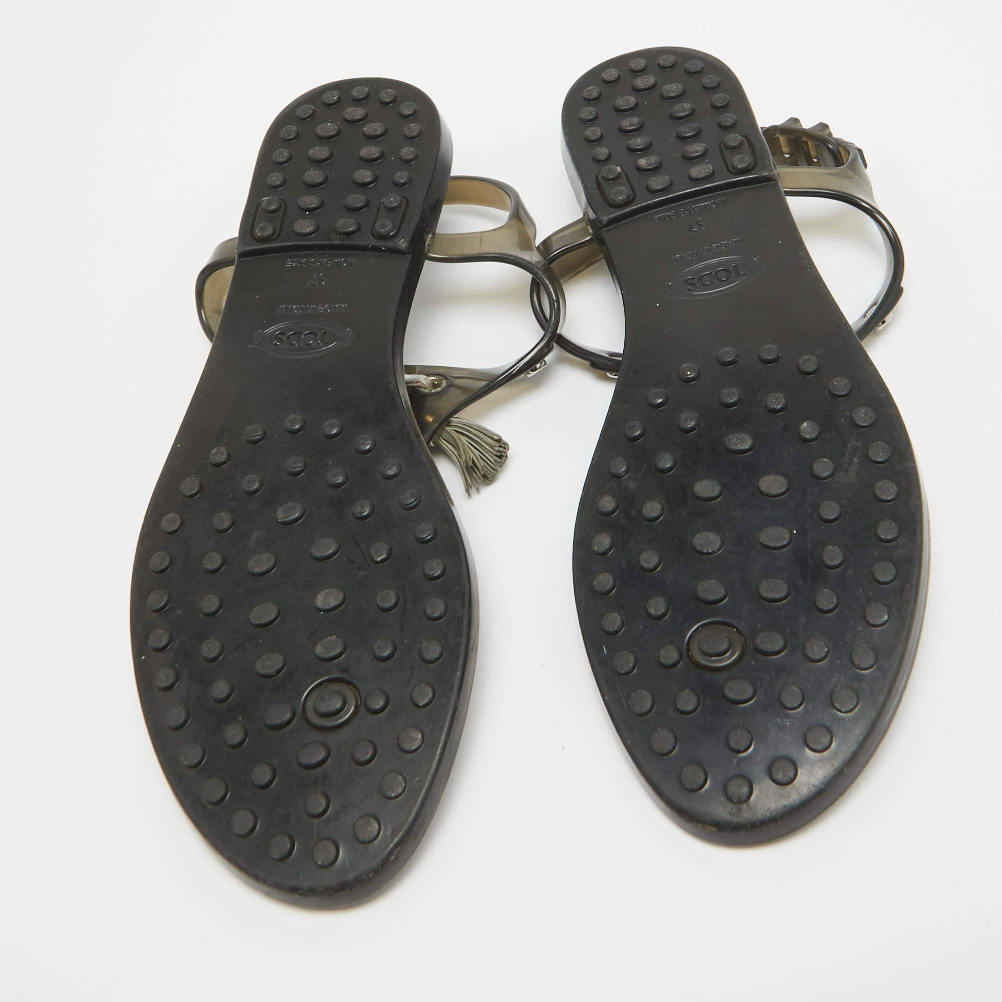 Tod's Black Rubber Slingback Thong Flats Size 37 For Sale 2