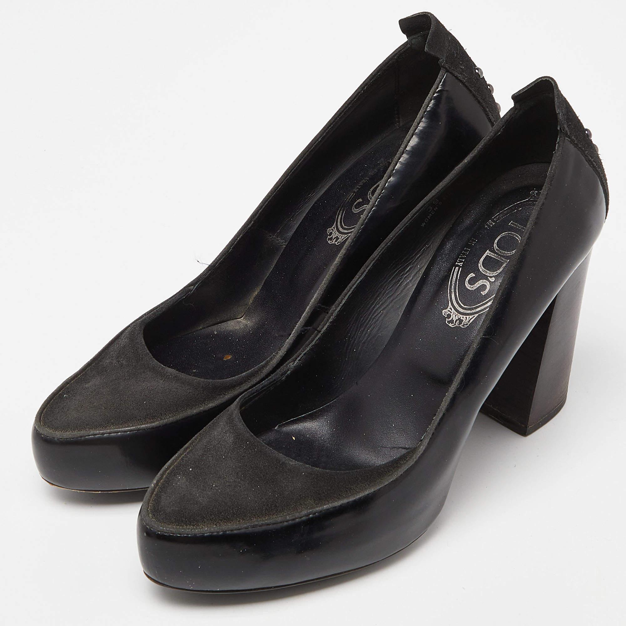Setzen Sie mit diesen Designer-Pumps ein schickes Stil-Statement. Mit ihren robusten Absätzen und strapazierfähigen Sohlen sind sie perfekt für Ihre modischen Ausflüge
