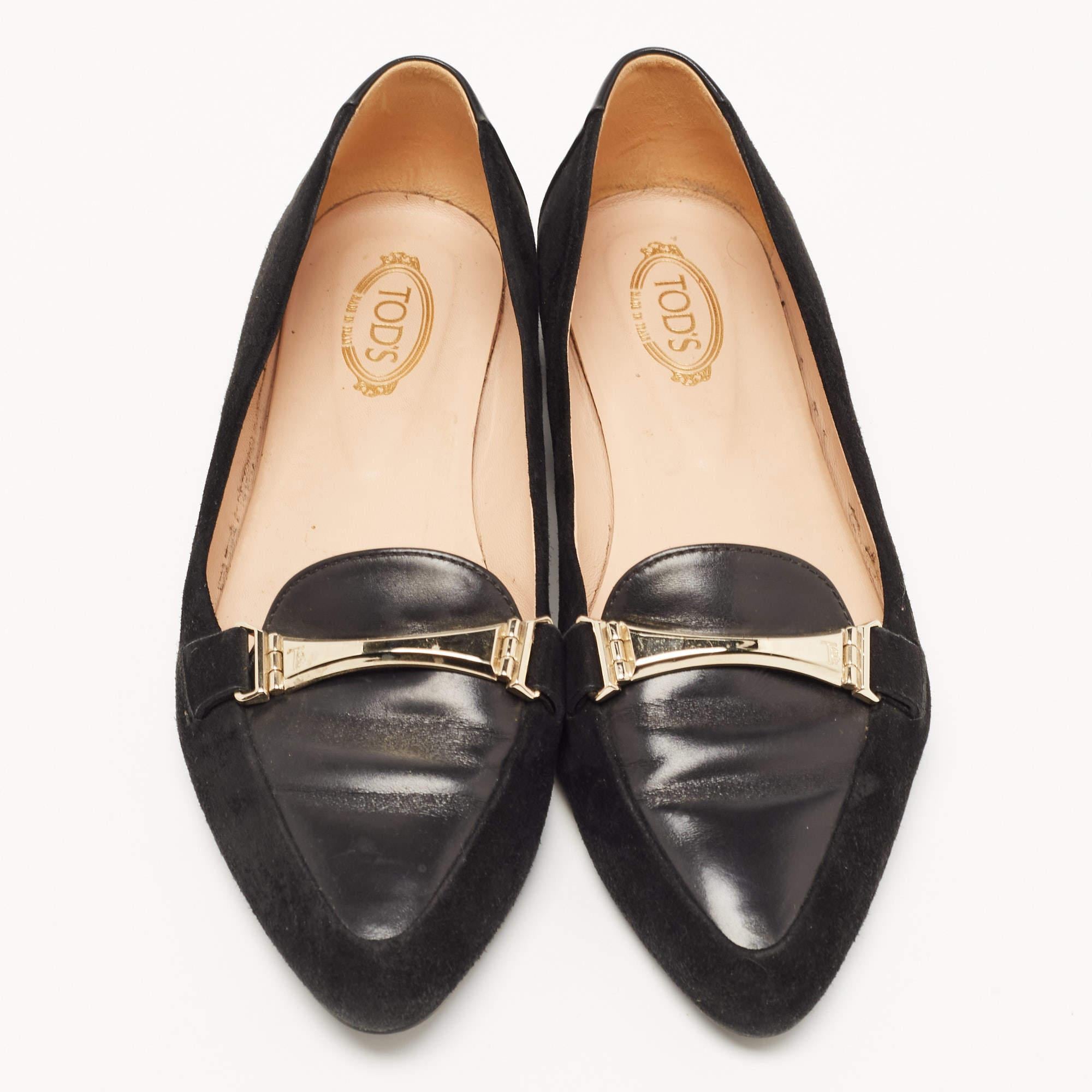 Tod's Black Suede and Leather Slip On Loafers Size 35.5 In Good Condition For Sale In Dubai, Al Qouz 2