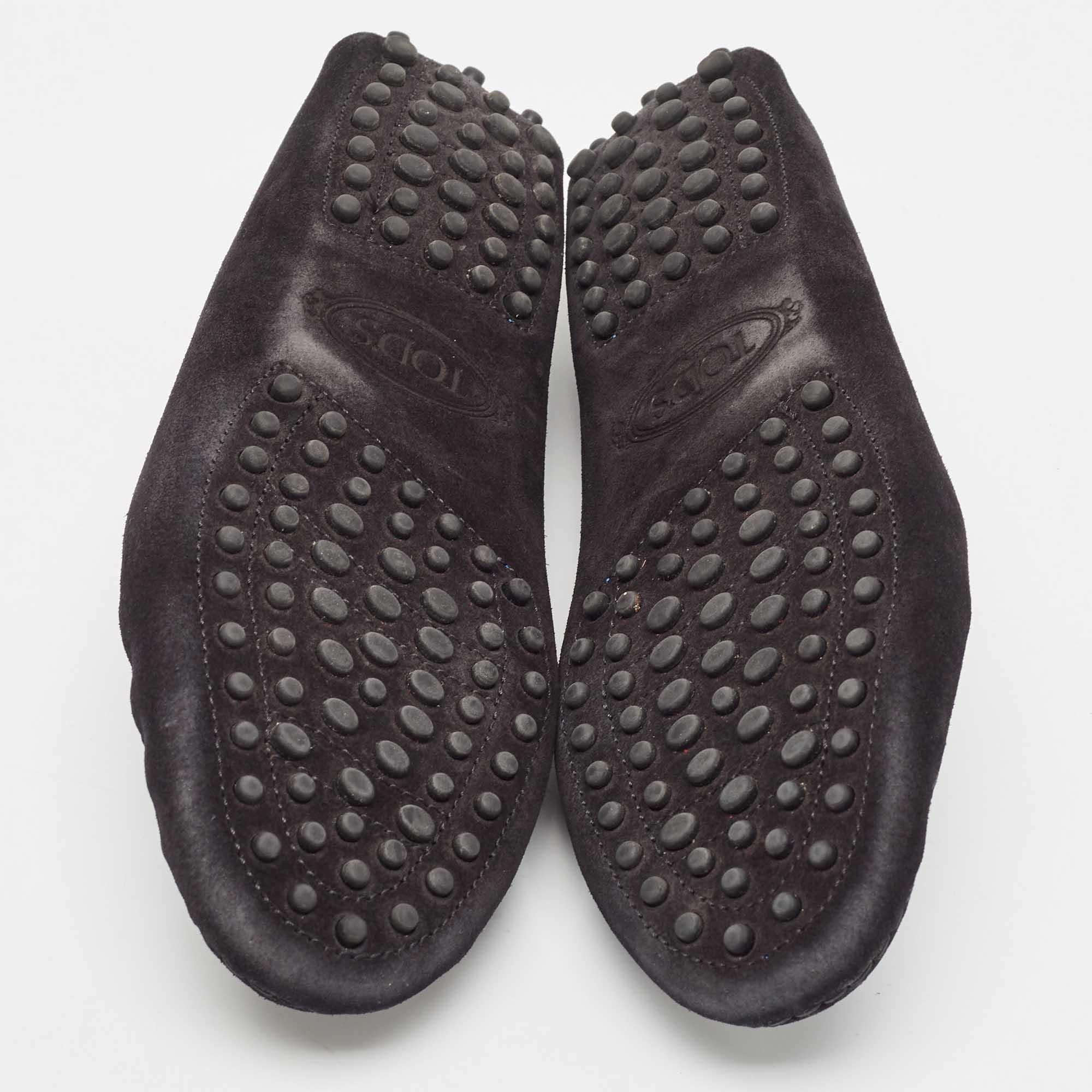 Tod's Black Suede and Patent Leather Loafers Size 36.5 For Sale 2