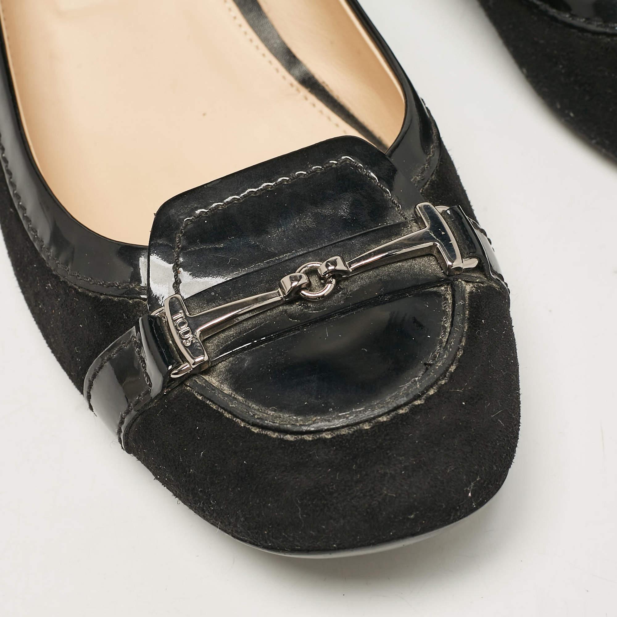 Tod's Black Suede and Patent Leather Pumps Size 39 For Sale 3