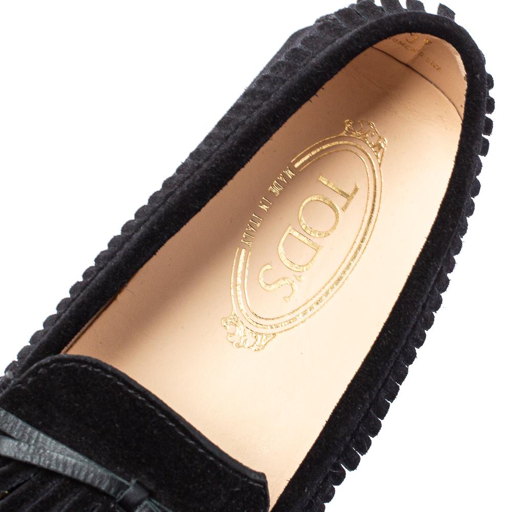 Women's Tod's Black Suede Bow Fringe Embellished Slip On Loafers Size 37