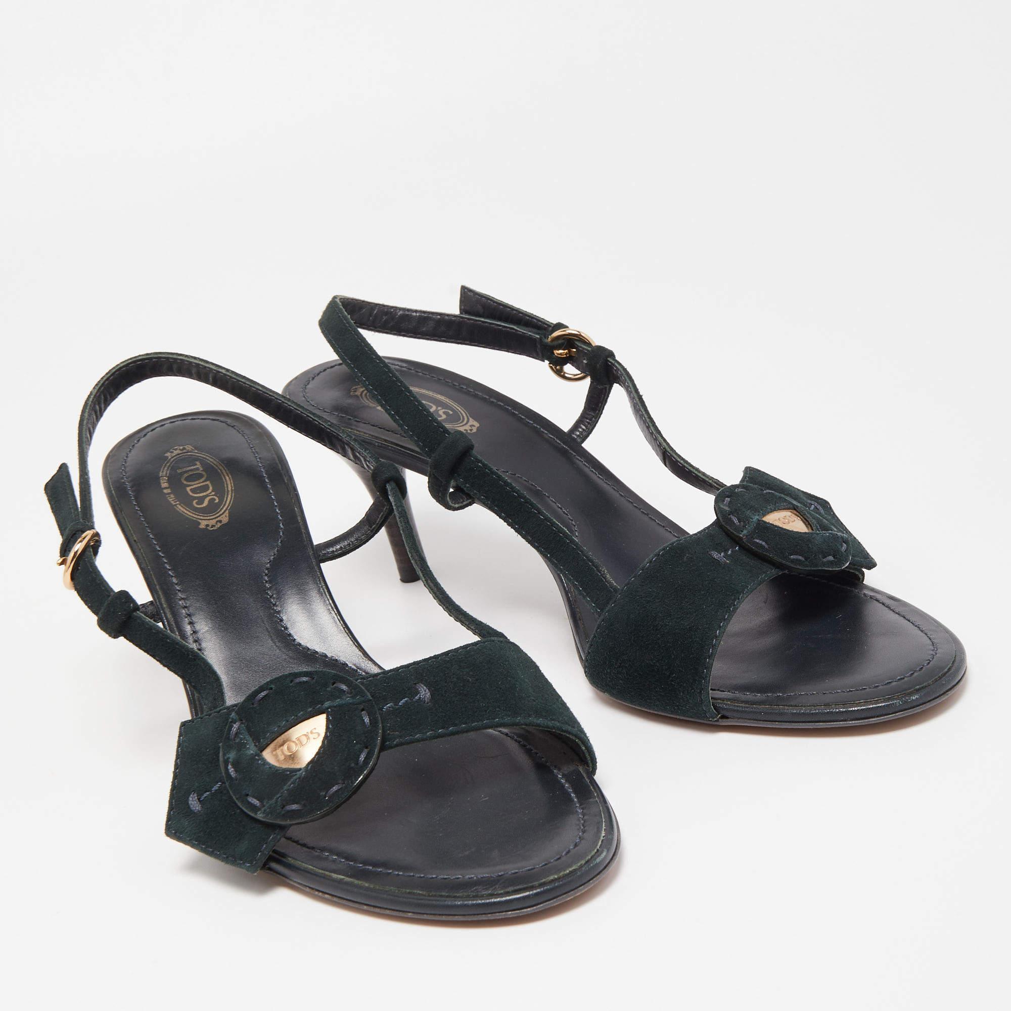 Sandali Tod's in pelle scamosciata nera misura 40 In condizioni buone in vendita a Dubai, Al Qouz 2