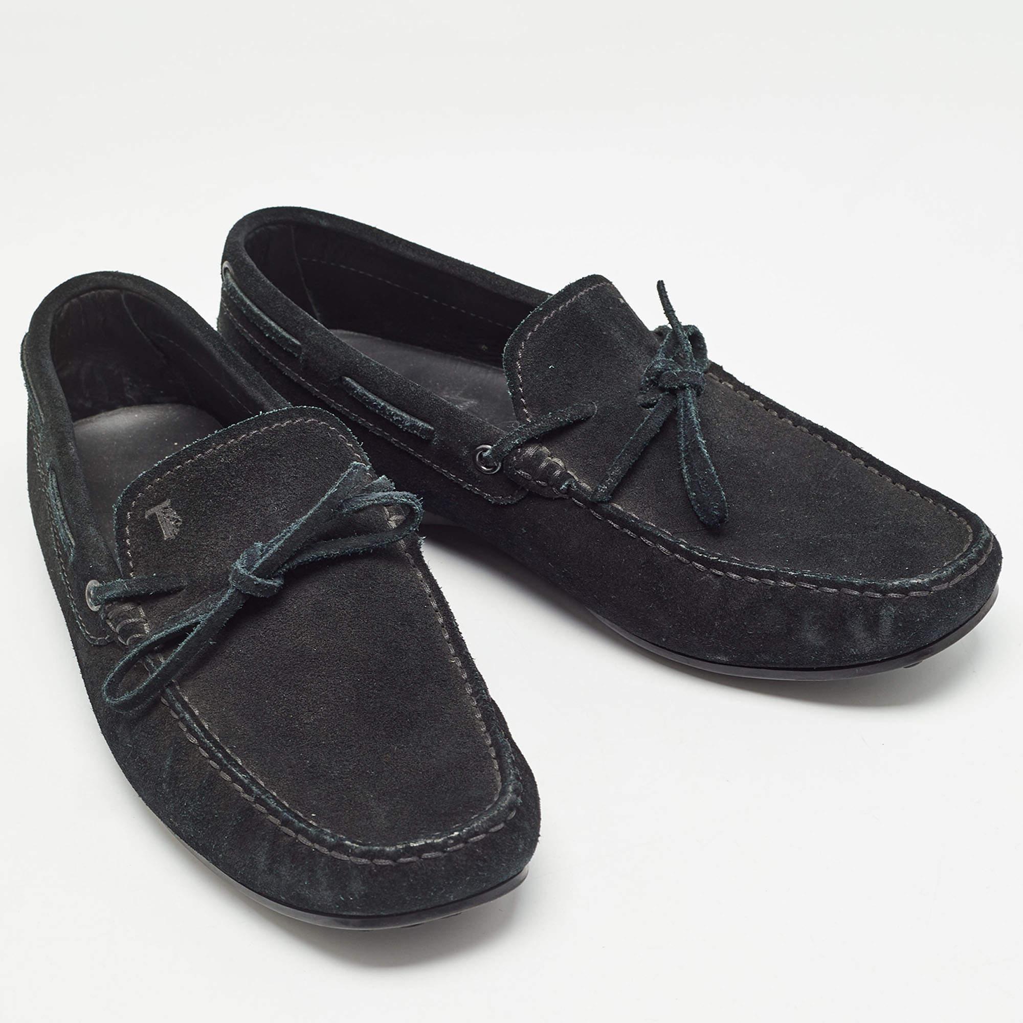 Men's Tod's Black Suede Slip On Loafers Size 39.5 For Sale