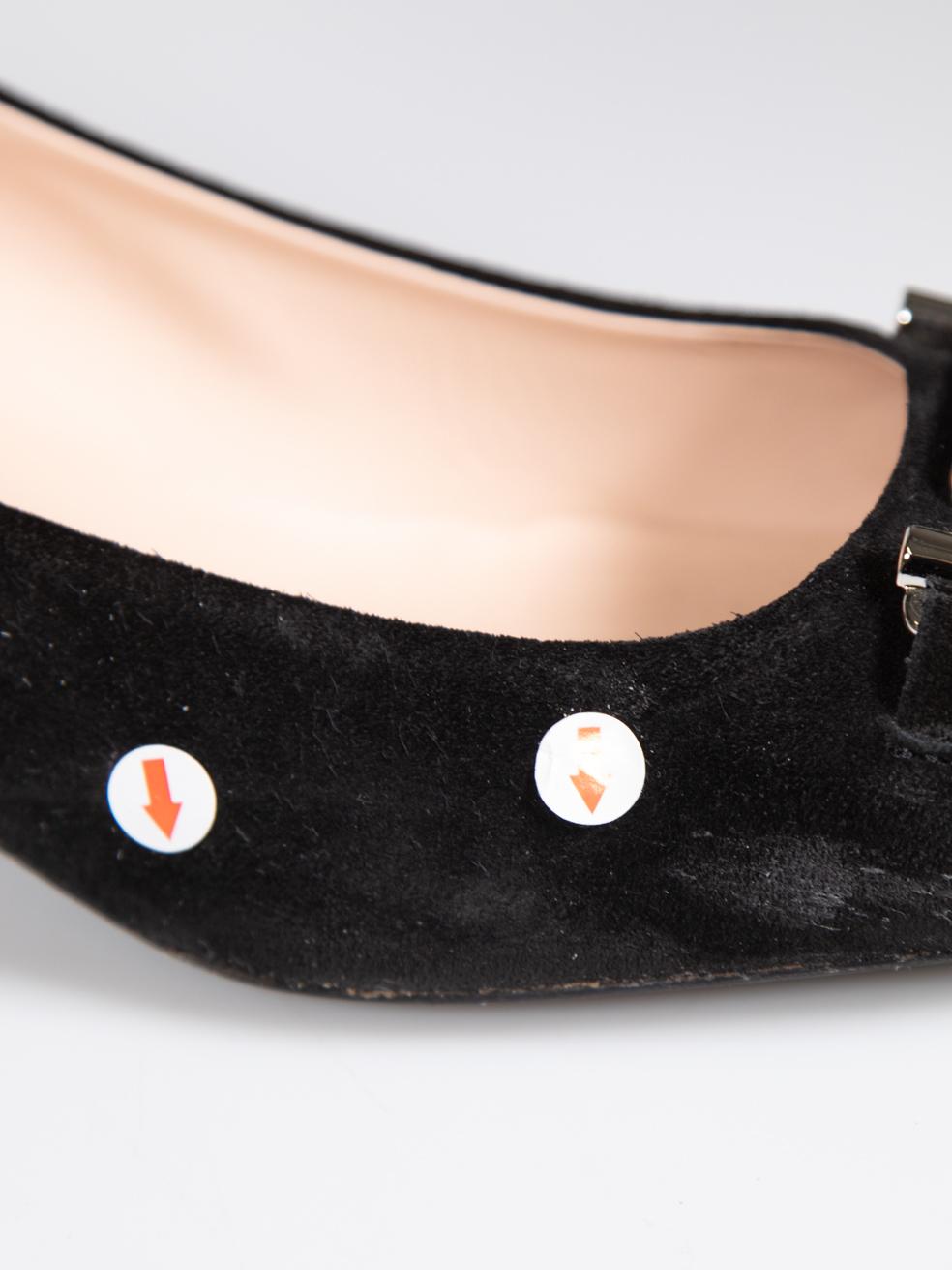 Tod's Black Suede Square Toe Pumps Size IT 39.5 For Sale 3