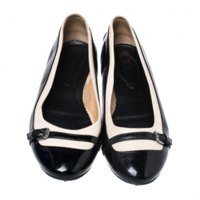 Ballerines en cuir verni et cuir bouclé noir/blanc Tod's, taille 40 Pour femmes en vente
