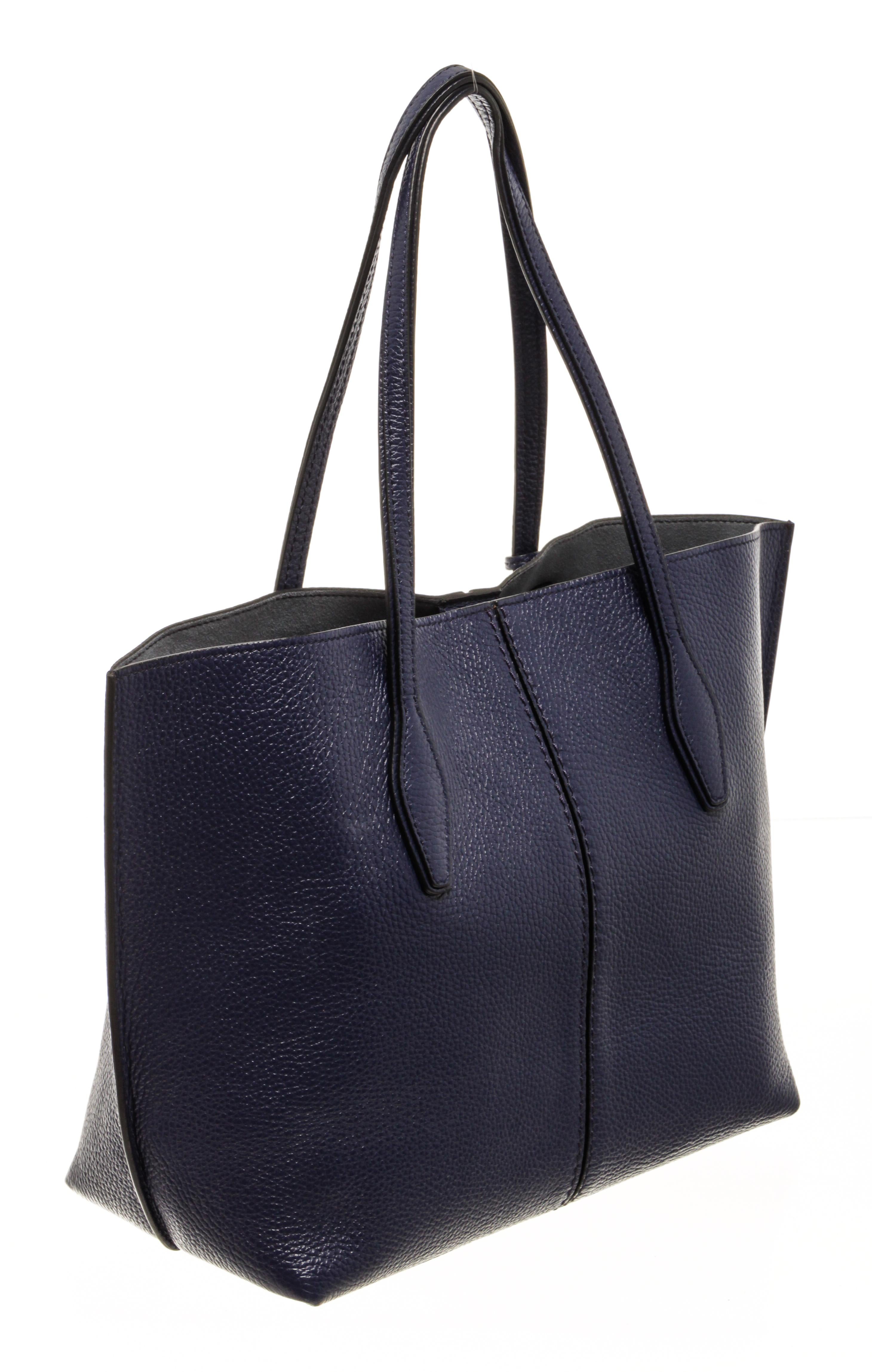 Tod's Blue Leather Joy Medium Tote Bag In Good Condition In Irvine, CA