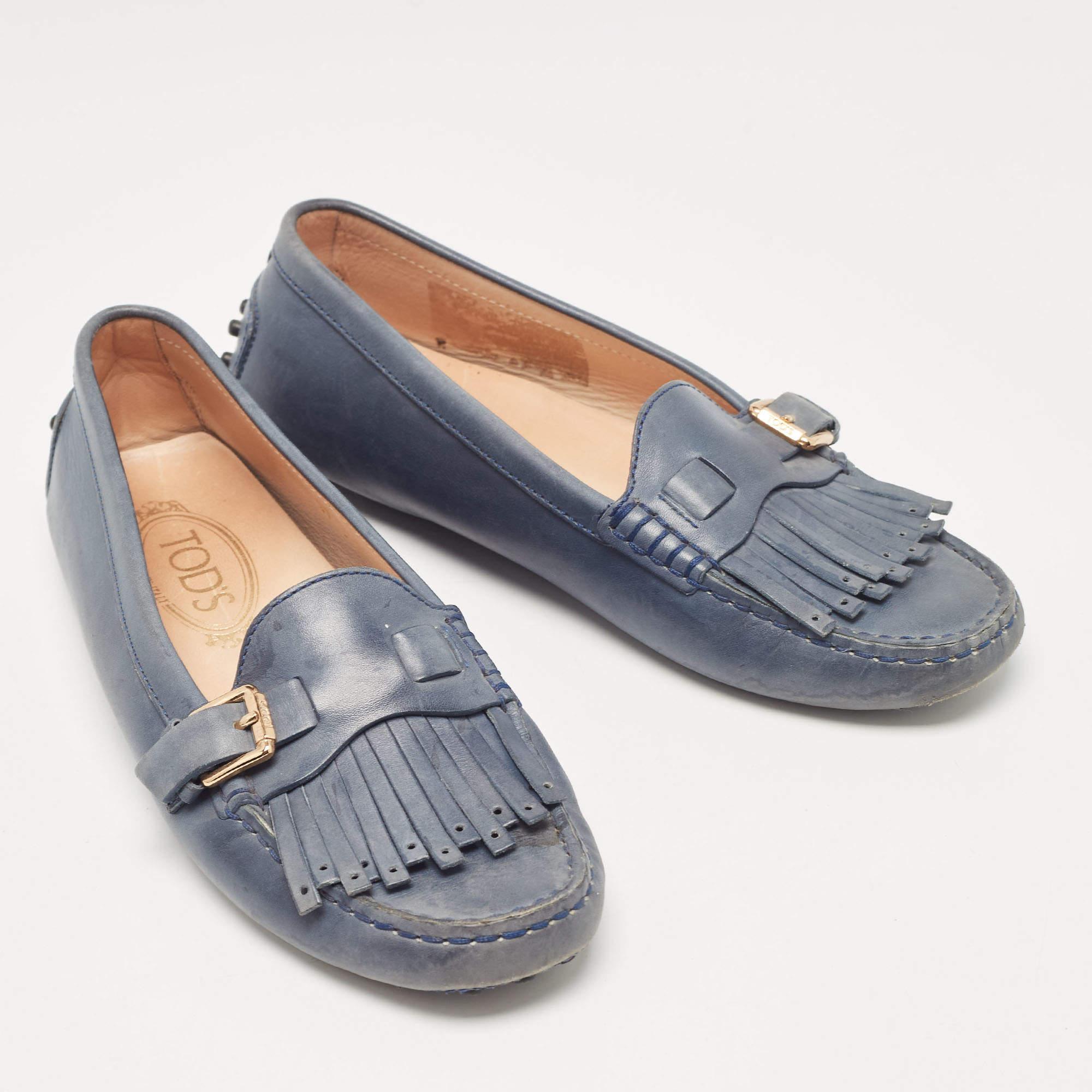 Women's Tod's Blue Leather Loafers 37 For Sale