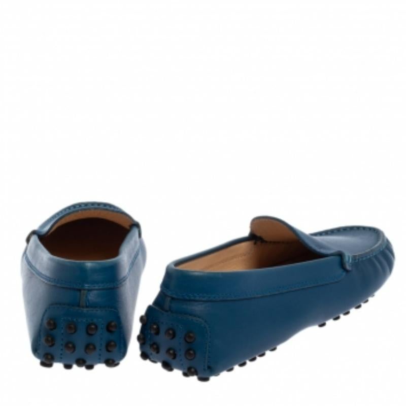 Tod's Blue Leather Slip On Loafers Size 35 For Sale 2