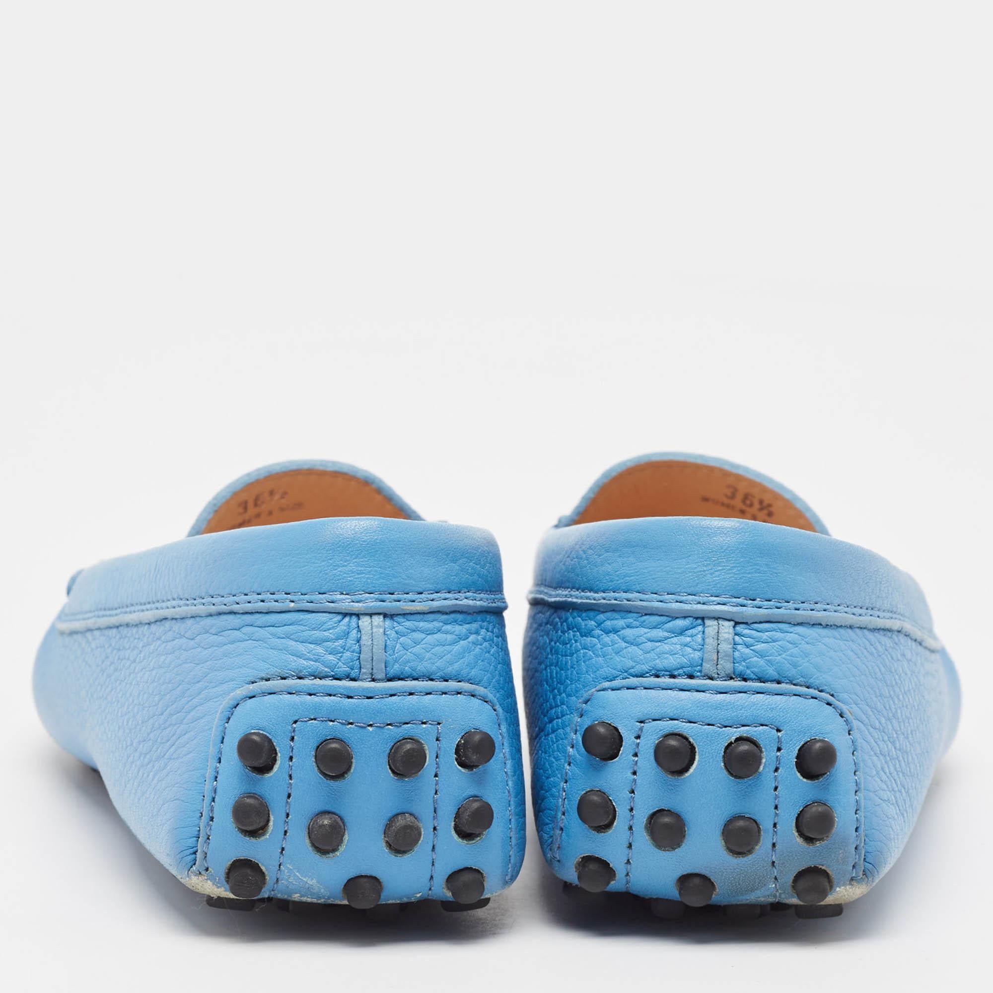 Tod's Blue Leather Slip On Loafers Size 36.5 For Sale 1