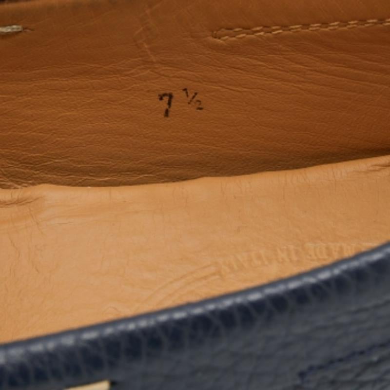 If you wish to move in style, then these Tod's loafers are an ideal option for you. Made from leather, they flaunt relaxing footbeds, a slip-on fitting, and durable soles.