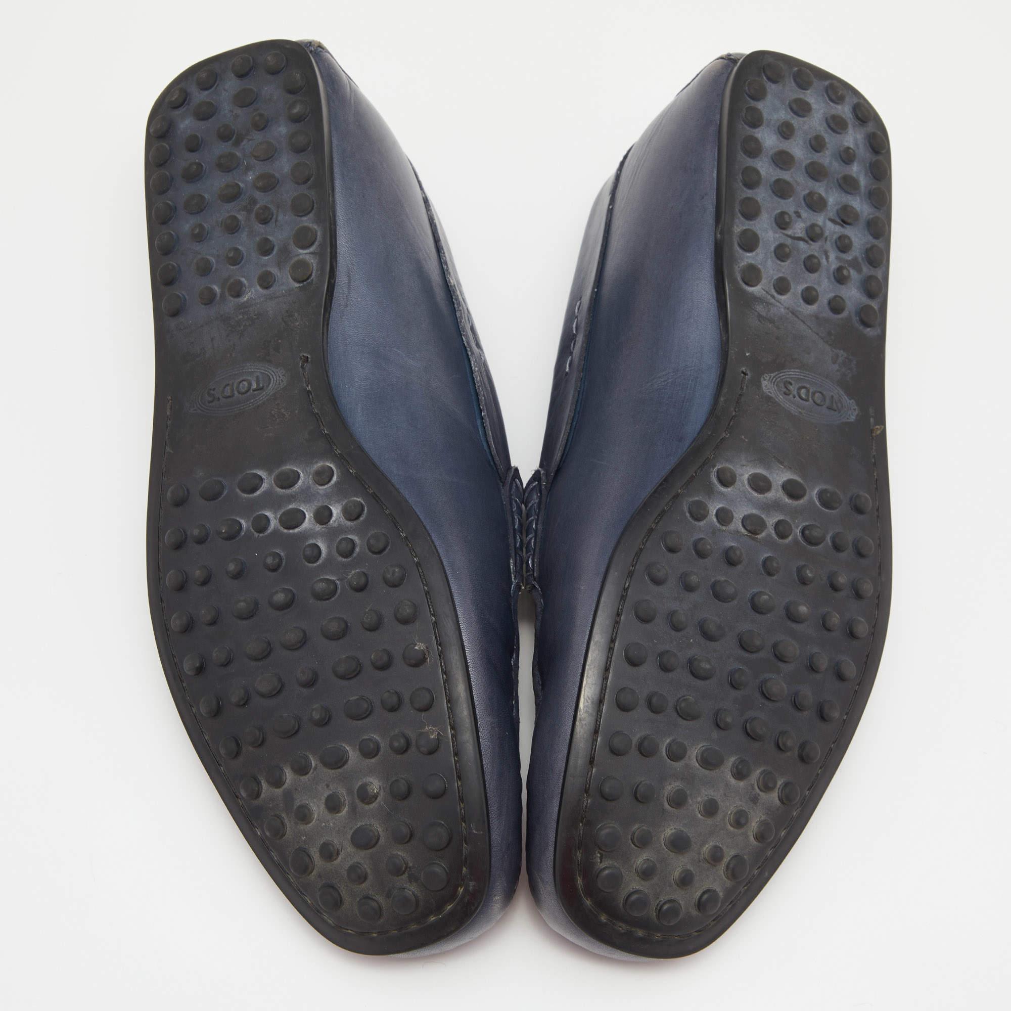 Tods Blue Leather Slip On Loafers Size 41.5 For Sale 1