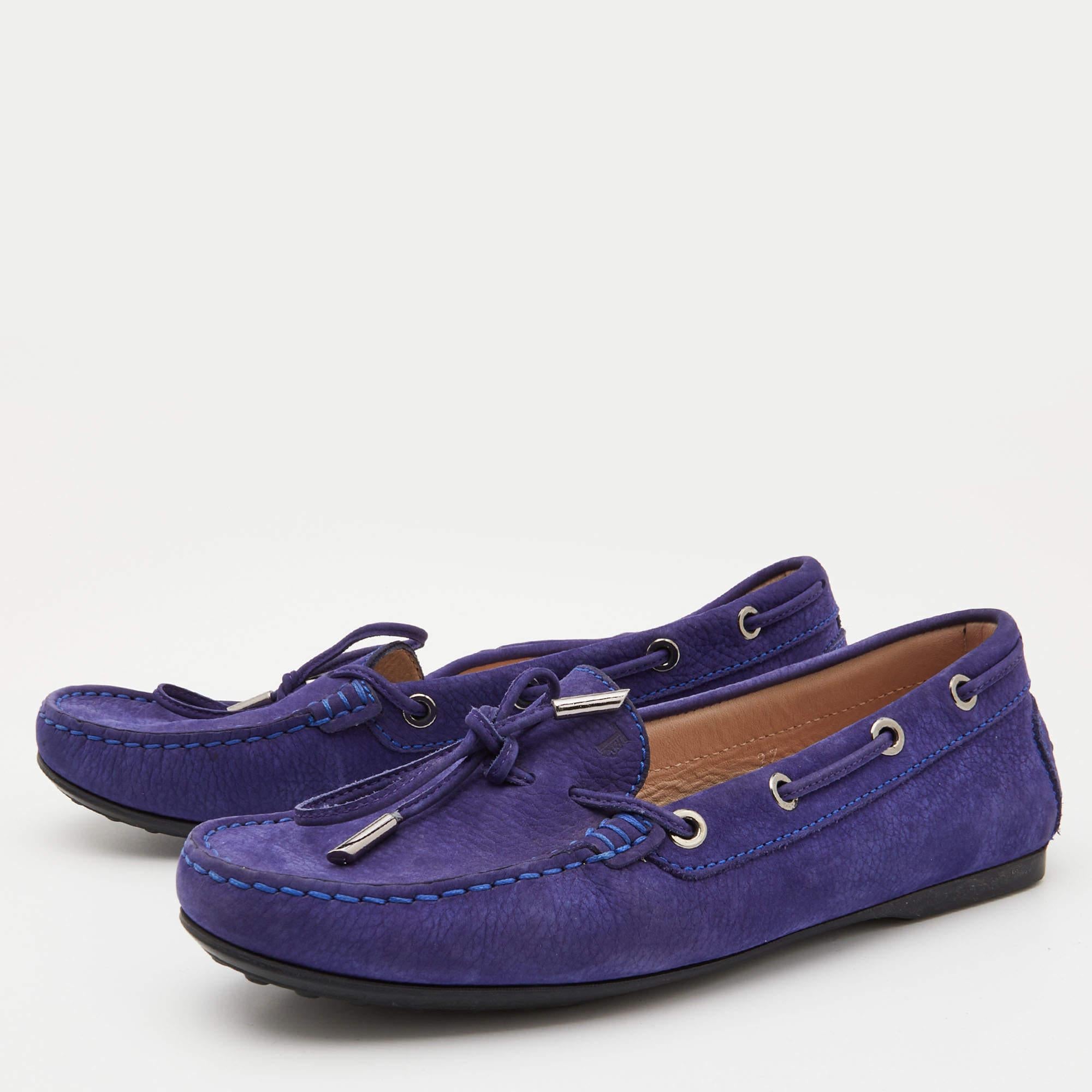 To perfectly complement your attires  we bring you this pair of loafers that speak nothing but style. The shoes have been crafted with skill and are designed to be easy to slip on. They are just the right choice to complement your fashionable side.