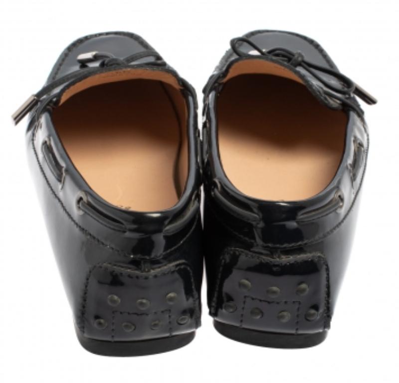 Tod's Blue Patent Leather City Gommino Driving Loafers Size 36.5 For Sale 1