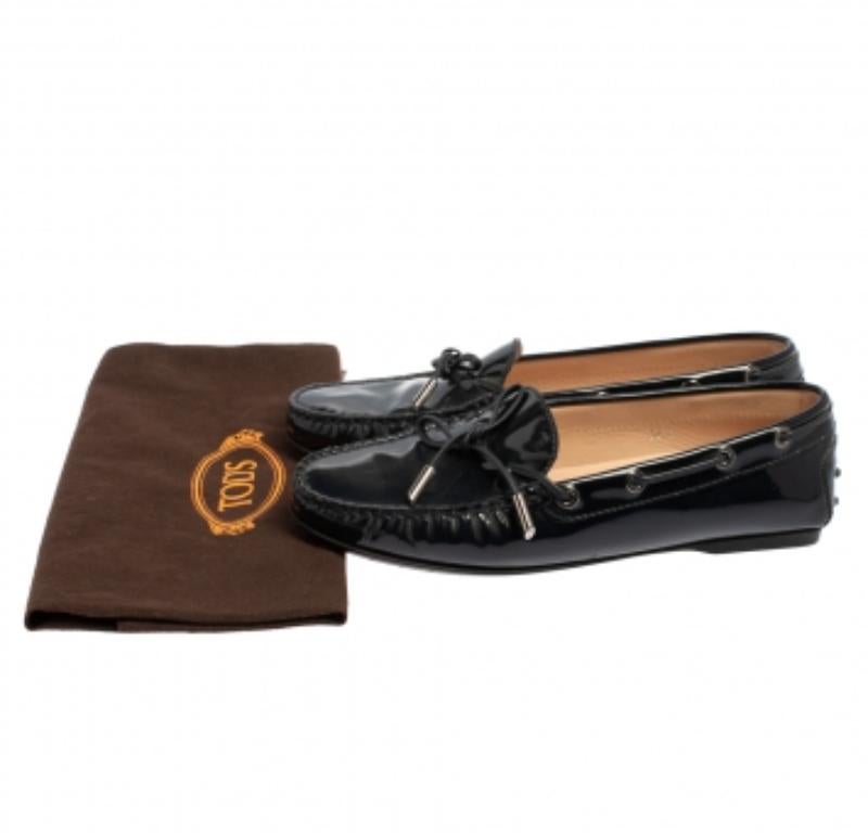 Tod's Blue Patent Leather City Gommino Driving Loafers Size 36.5 For Sale 3