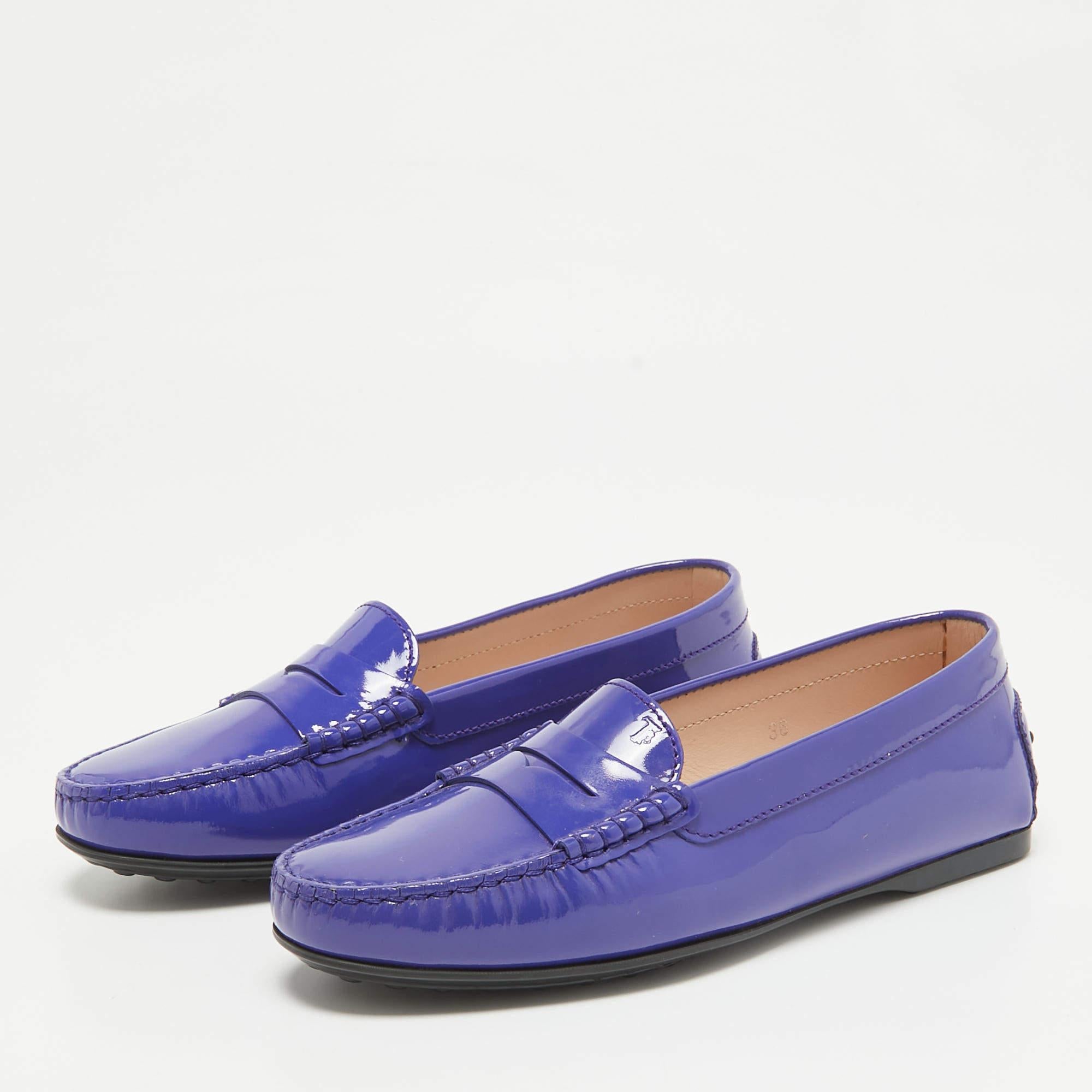 Practical fashionable and durable these designer loafers are carefully built to be fine companions to your everyday style. They come made using the best materials to be a prized buy.