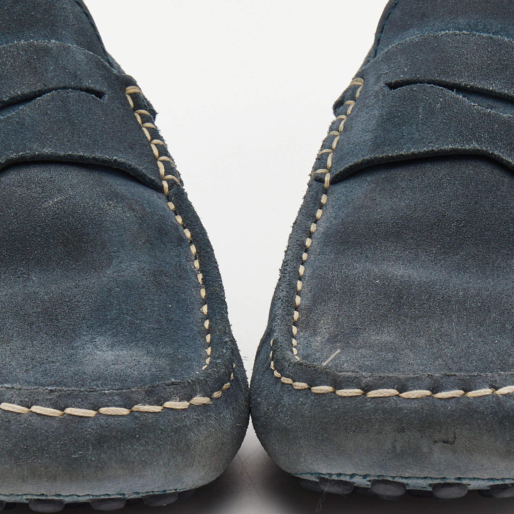 Men's Tod's Blue Suede Gommino Driving Loafers Size 42 For Sale