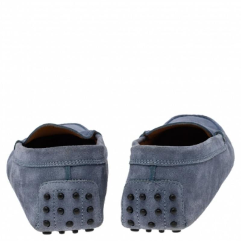Tod's Blau Wildleder Slip On Loafers Größe 44,5 (Grau) im Angebot