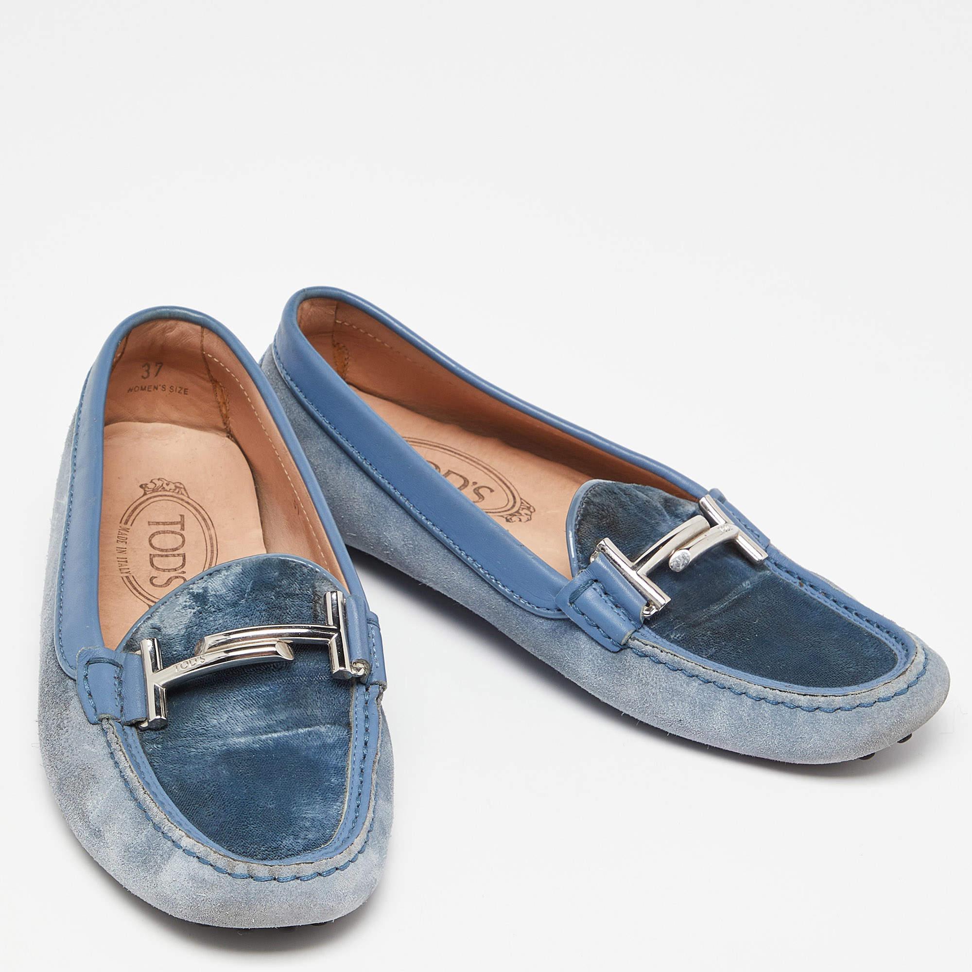 Tod's Blau Samt Wildleder und Leder Double T Gommino Driving Loafers Größe 37 im Zustand „Relativ gut“ in Dubai, Al Qouz 2