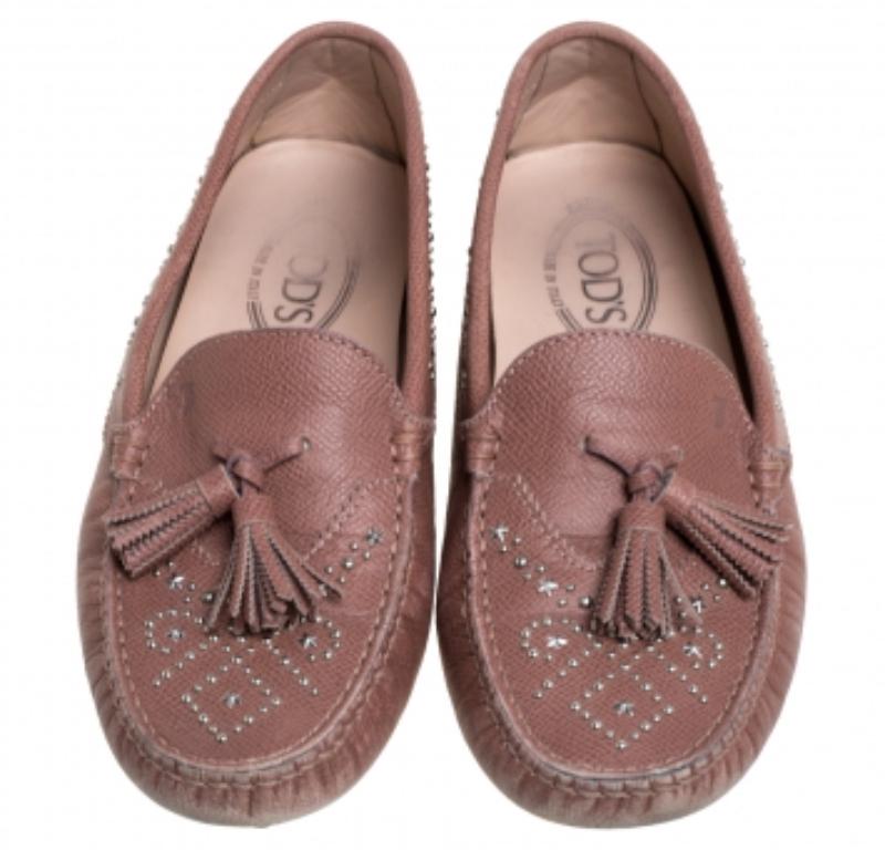 Women's Tod's Blush Pink Leather Tassel Embellished Loafers Size 39 For Sale