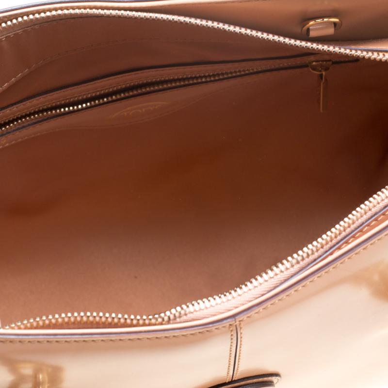 Tod's Blush Pink Leather Top Handle Shoulder Bag For Sale at 1stDibs