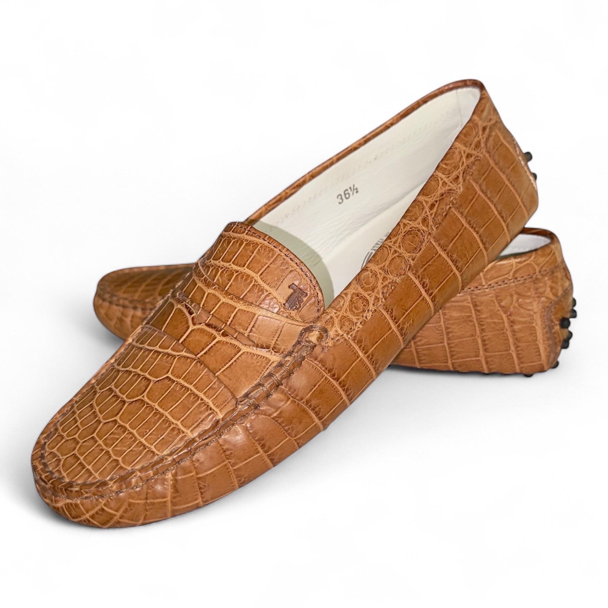 Tod's Mocassini Gommino Esotici Marrone Mocassini Alligatore Pelle di Coccodrillo 36,5 in vendita 1
